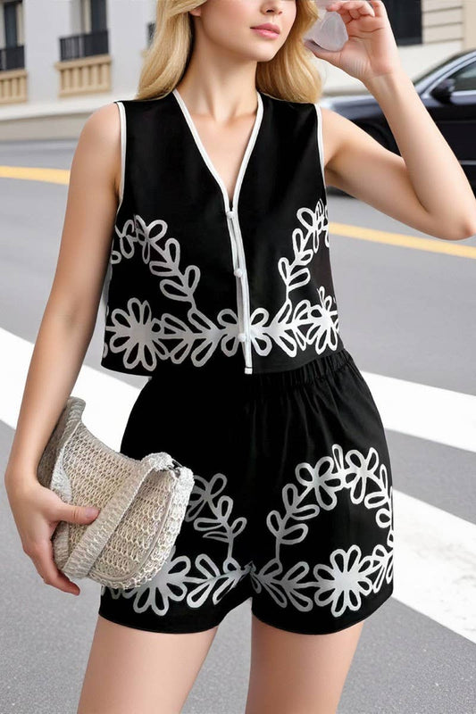 CWSTB00359_SLEEVELESS V-NECK VEST SHORTS TWO-PIECE SUIT