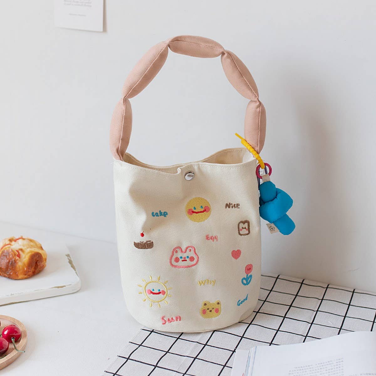 Original Embroidered Canvas Tote Bag for Girls_CWAB5590
