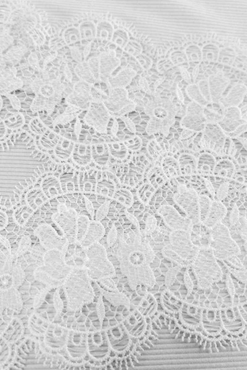 CWSBSSL0121_SUMMER V-NECK LACE RIBBED CAMI BODYSUIT