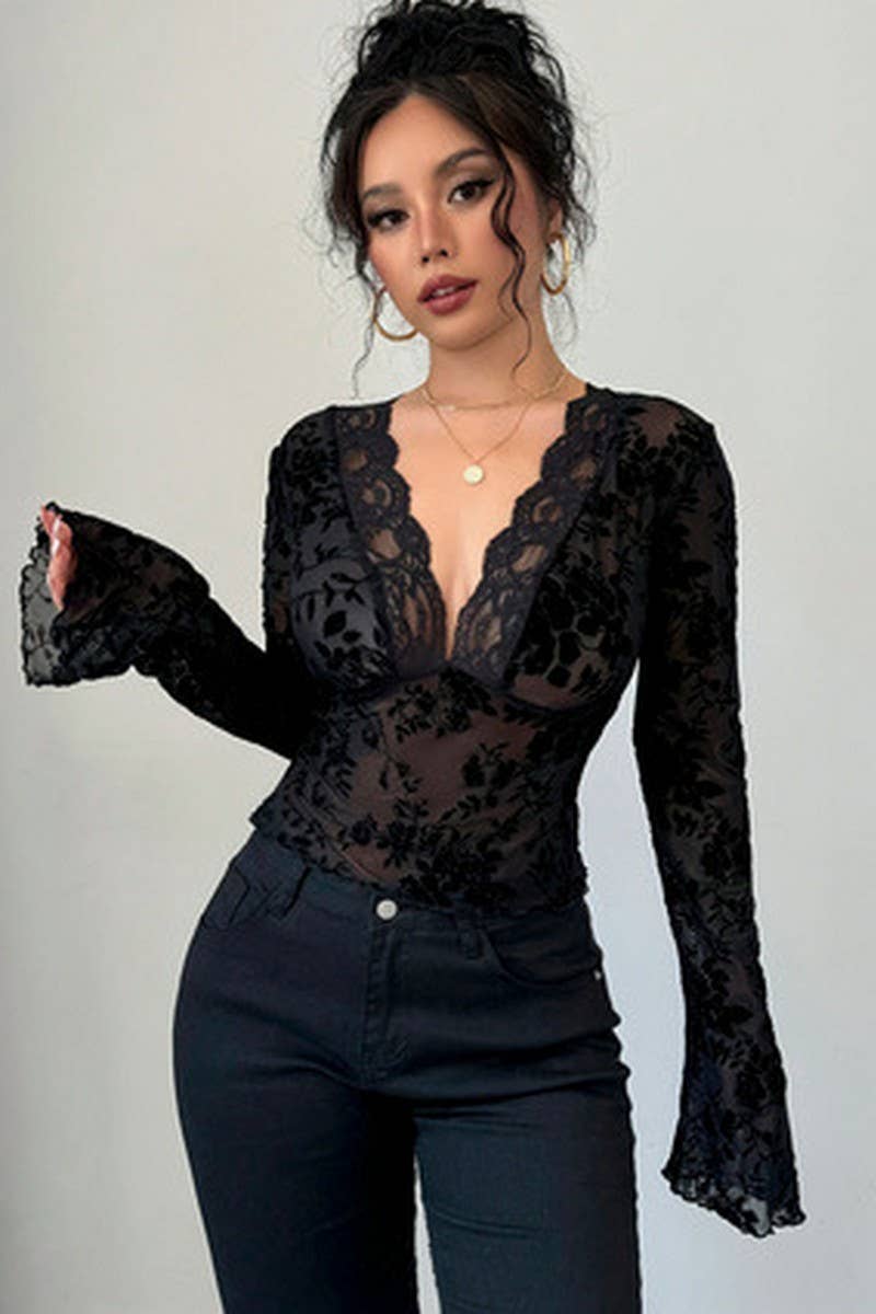 CWTBLL3908_LACE PATCHWORK MESH V-NECK BELL SLEEVE TOP