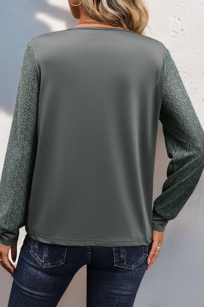 CWTBLL1249_V-NECK LACE PANEL LONG-SLEEVED T-SHIRT
