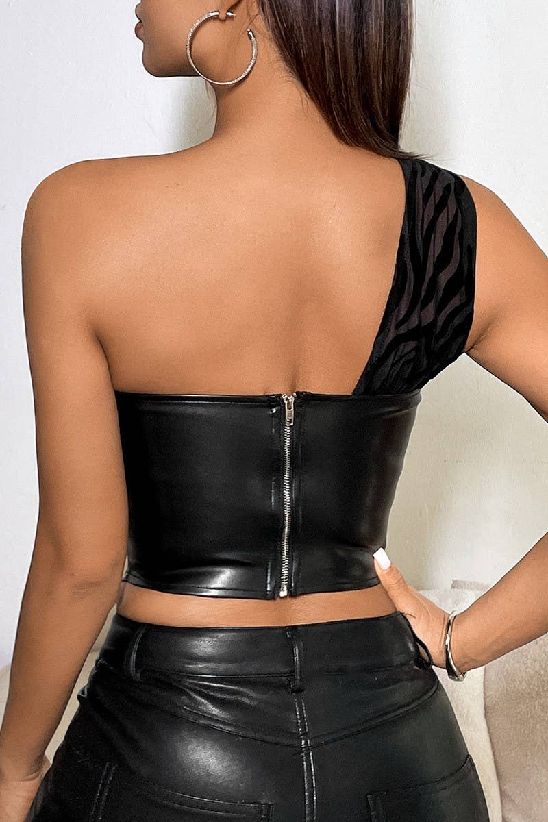 CWTTK0767_ZEBRA-PRINT HERRINGBONE ONE-SHOULDER LEATHER VEST