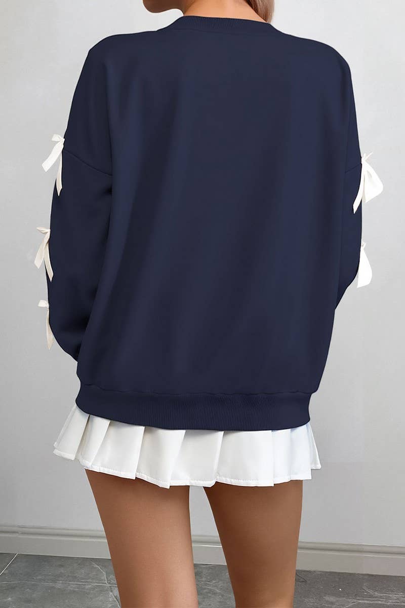 CWTBLL4035_RED BOW CREWNECK CHRISTMAS SWEATSHIRT