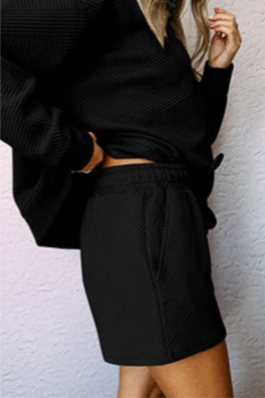 CWSS1028_FALL CREW NECK LONG SLEEVE TOP SHORTS SUIT