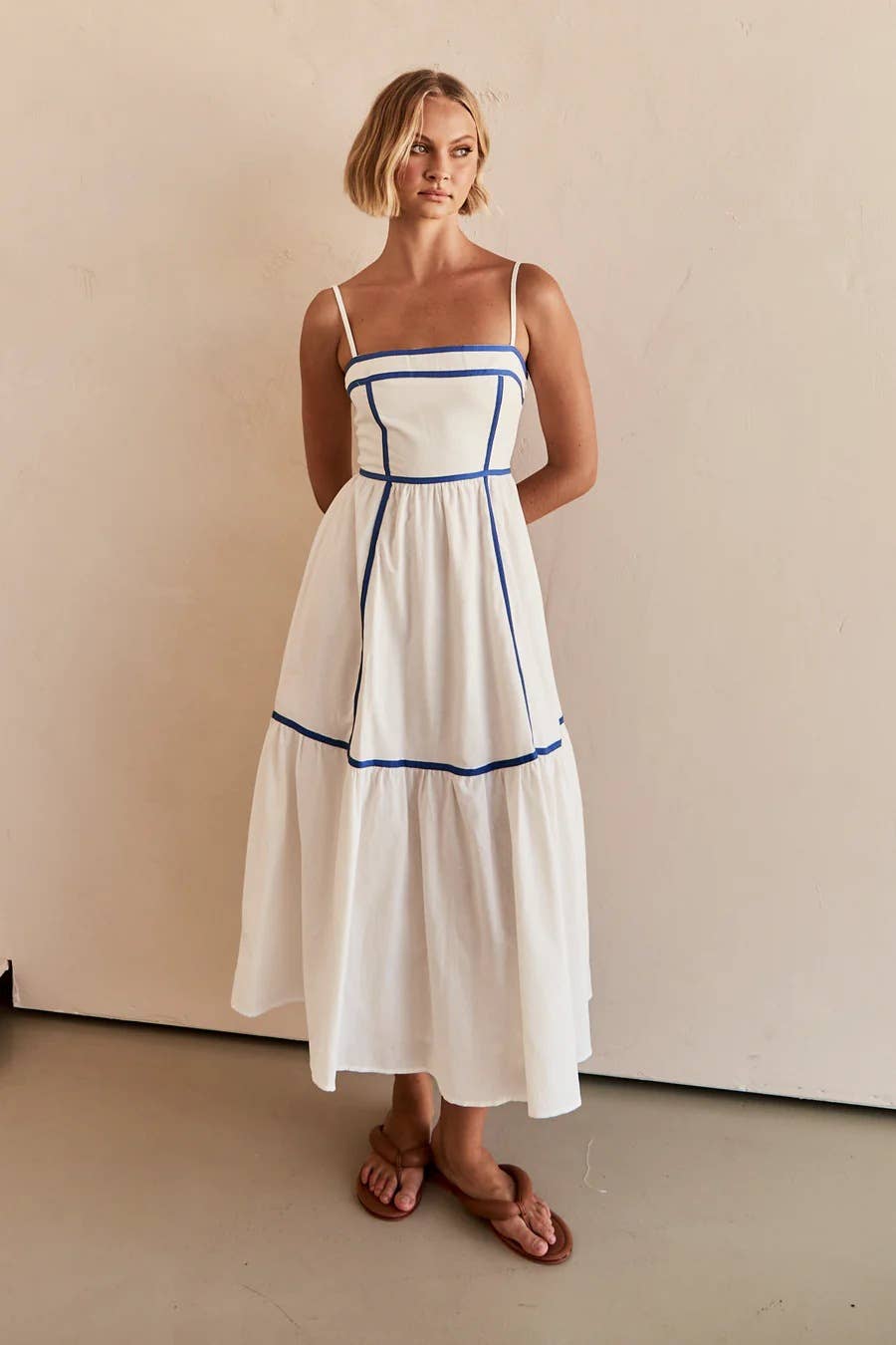 Contrasting color stripes ,large-swing dress