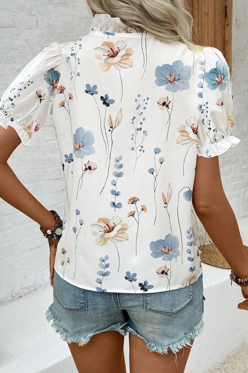CWTBLS1795_RUFFLED V-NECK PRINTED PUFF SLEEVE SHIRT