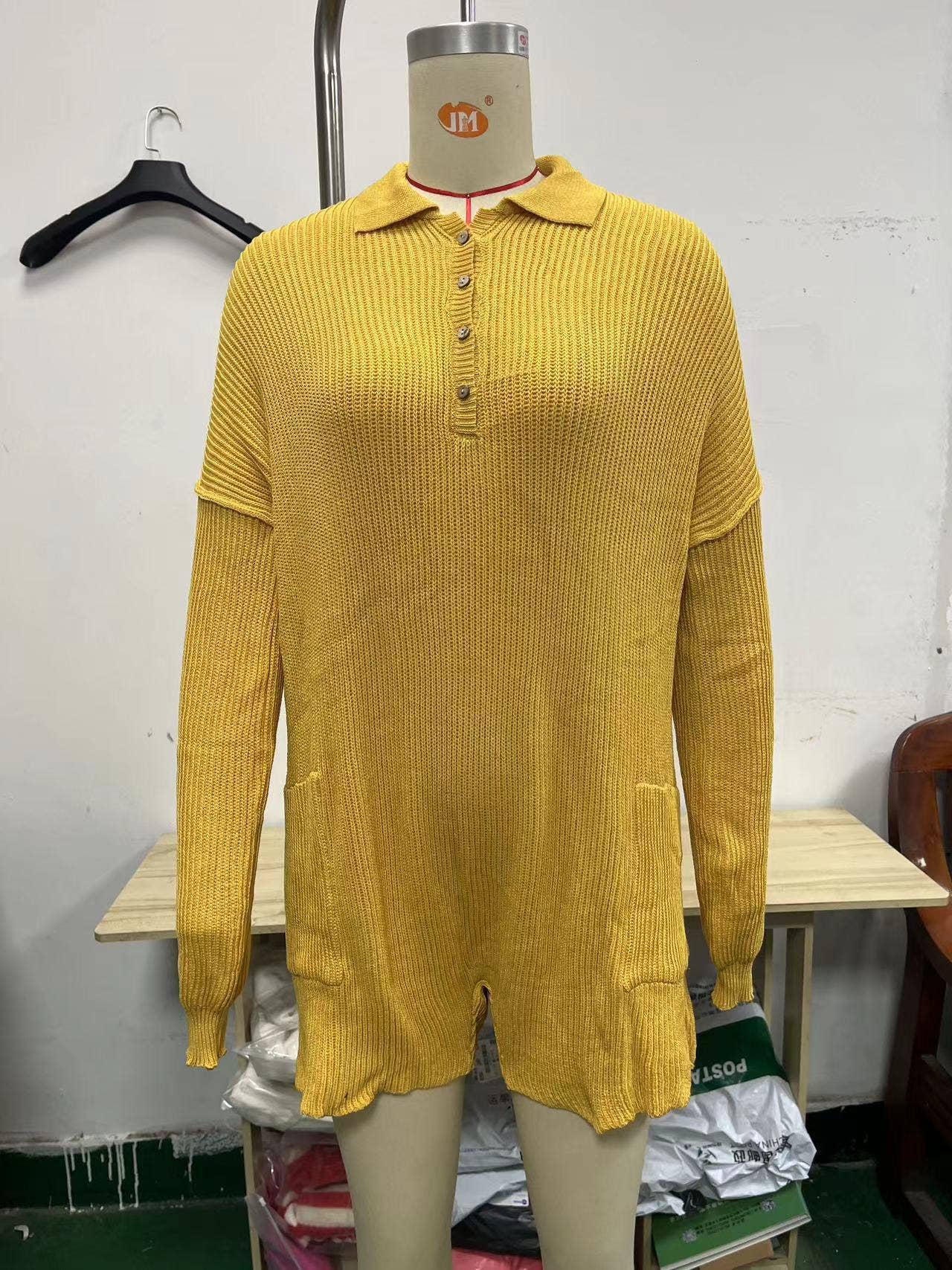 CASUAL SIMPLE V-NECK BUTTON SOLID COLOR JUMPSUIT