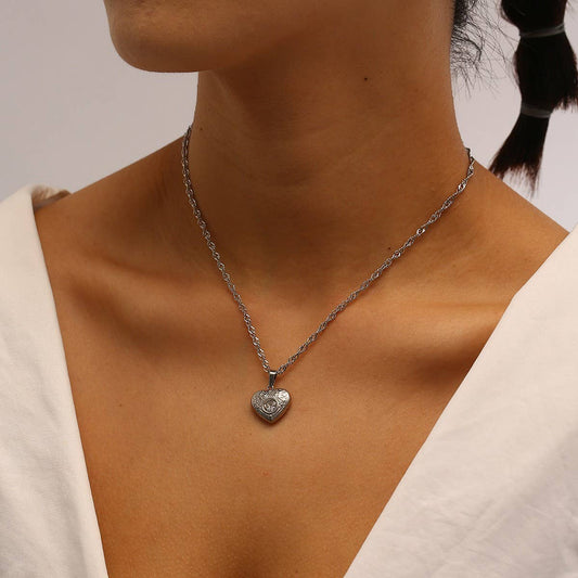 18K Stainless Steel Textured Heart Necklace_CWMM8889