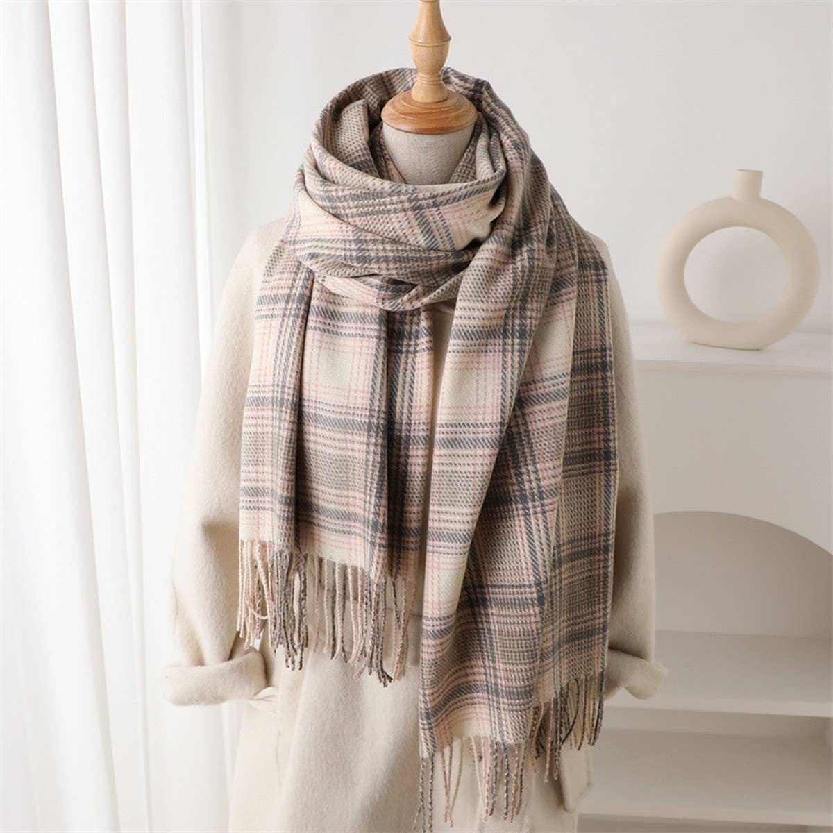 Artistic Plaid Tassel Scarf for Fall and Winter_CWASC2762