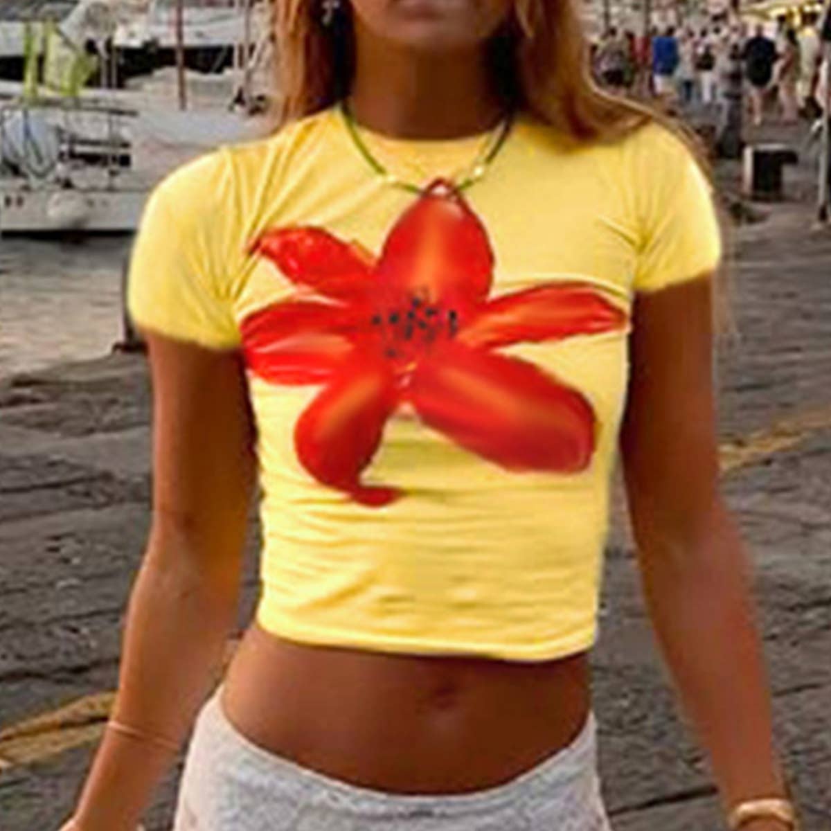 Crew neck slim-fit short-sleeved short T-shirt