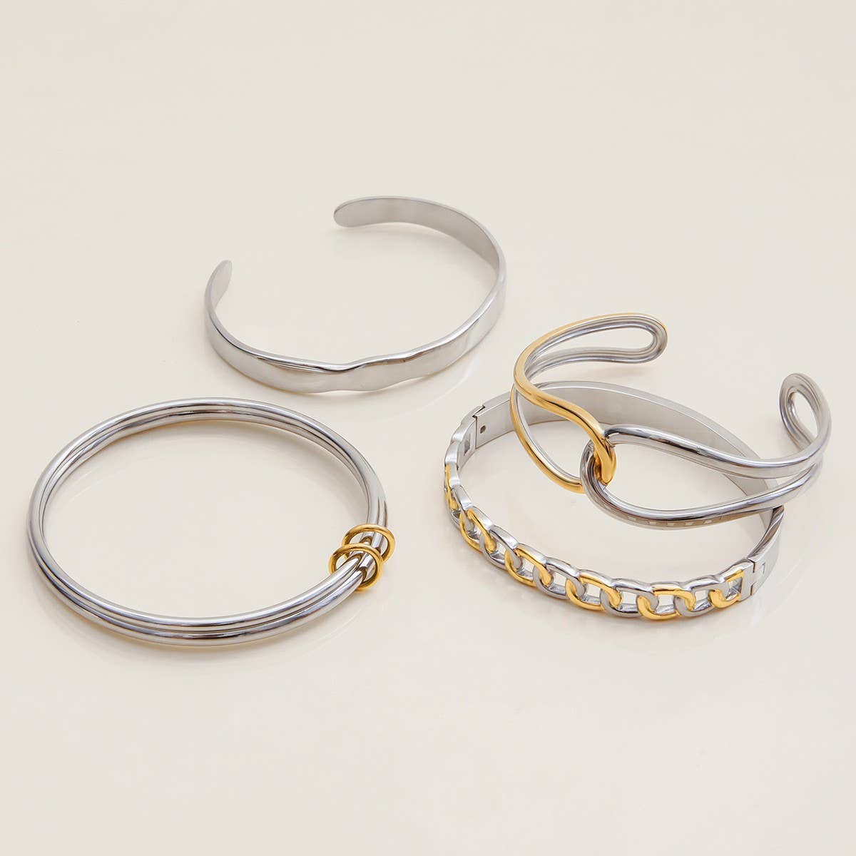 Classic Two-Tone Double Ring Bangle, 18K Gold