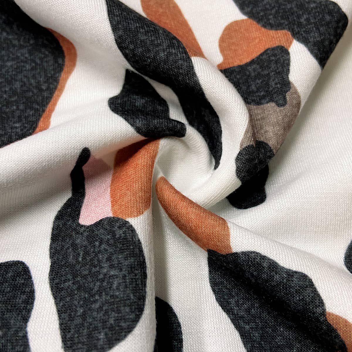 CREWNECK LANTERN SLEEVE PRINTED HOODIE