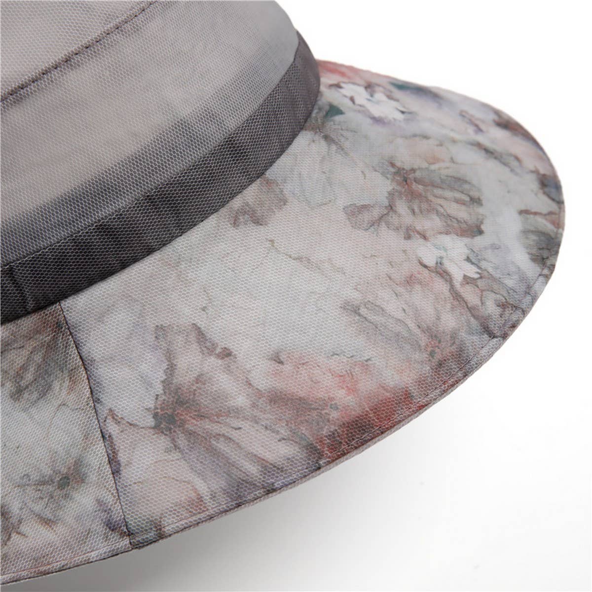 THIN AND VERSATILE BUCKET HAT FOR BEACH OUTINGS_CWAH1490