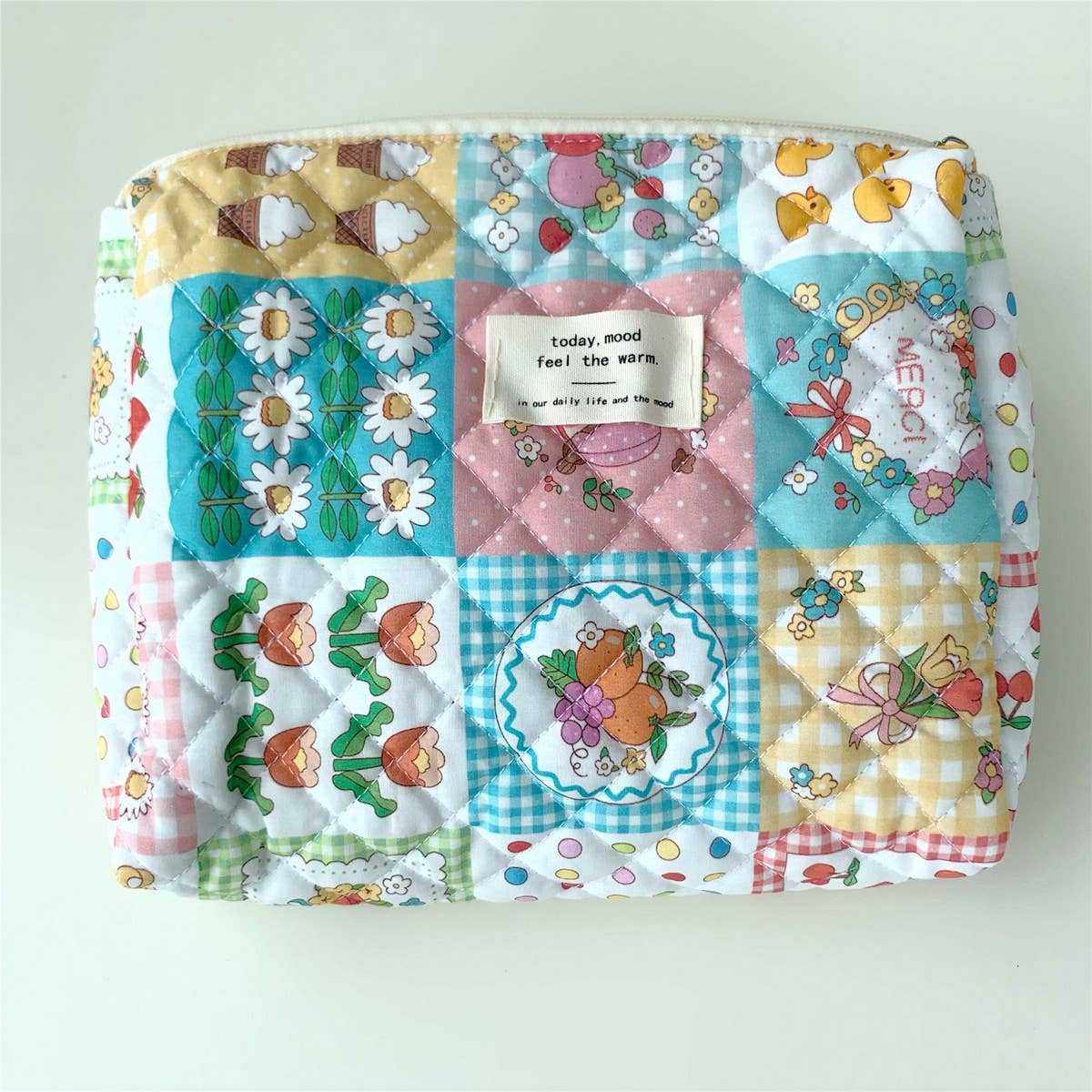 HANDHELD COSMETIC BAG WITH FLORAL PATTERN_CWAB1033