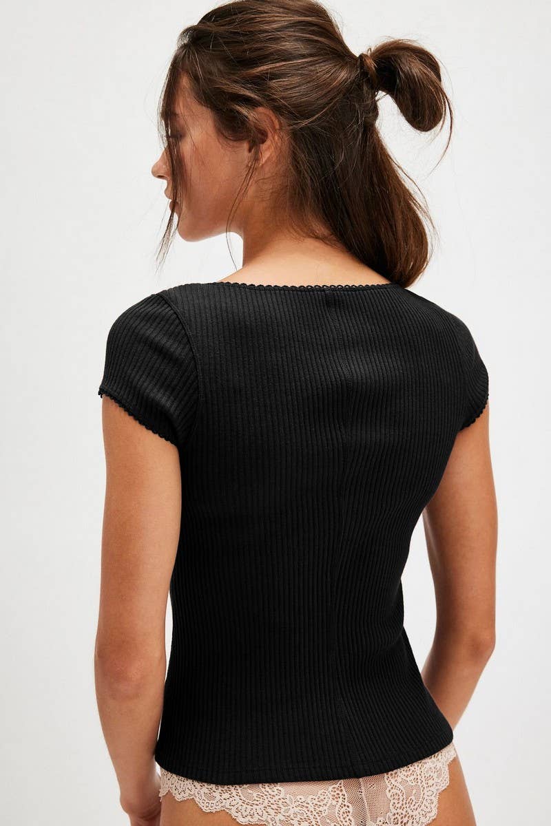 CWTBLS2305_RIBBED BUTTON FRONT SHORT SLEEVE T-SHIRT