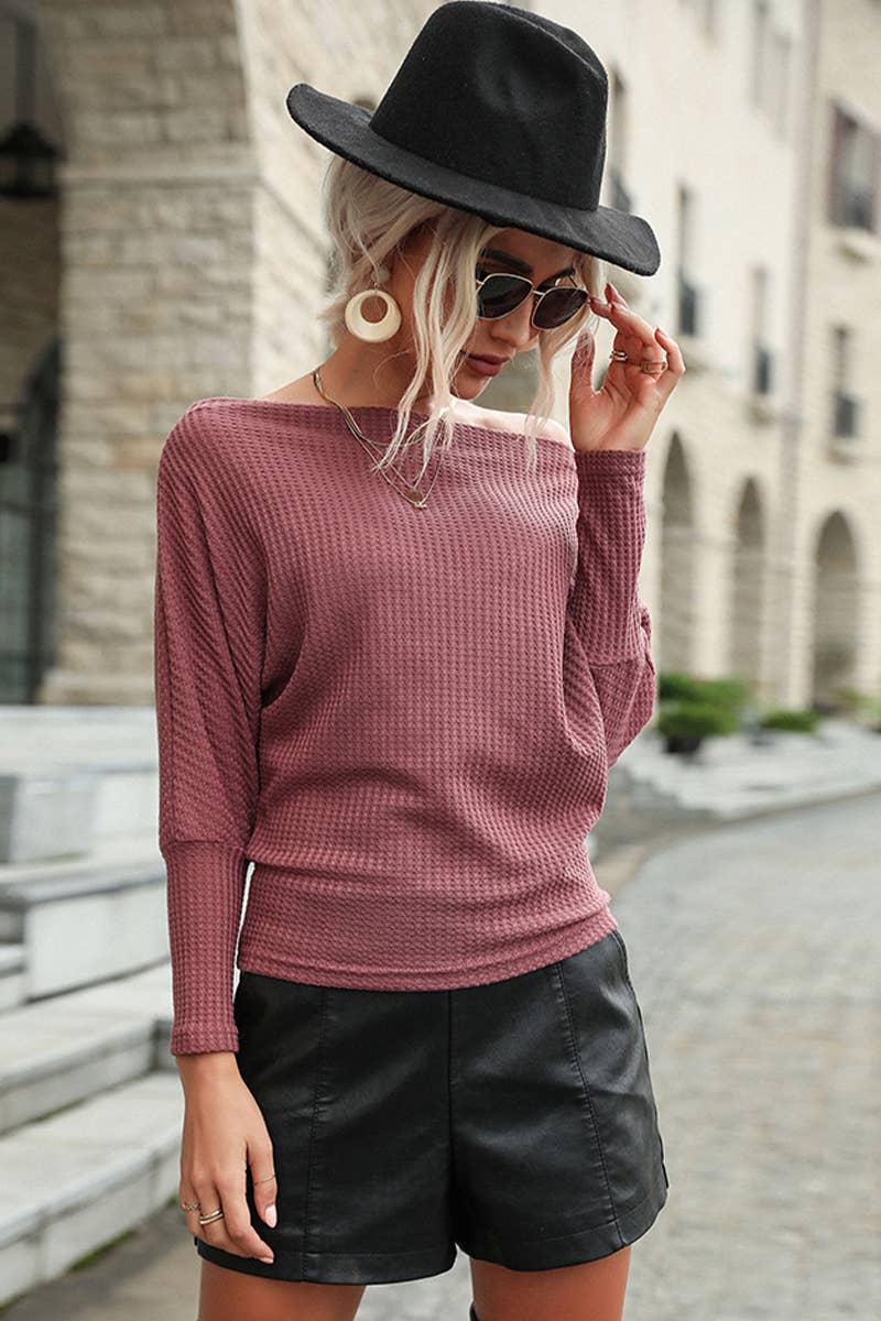 CASUAL BAT-SLEEVED ONE-SHOULDER WAFFLE JERSEY