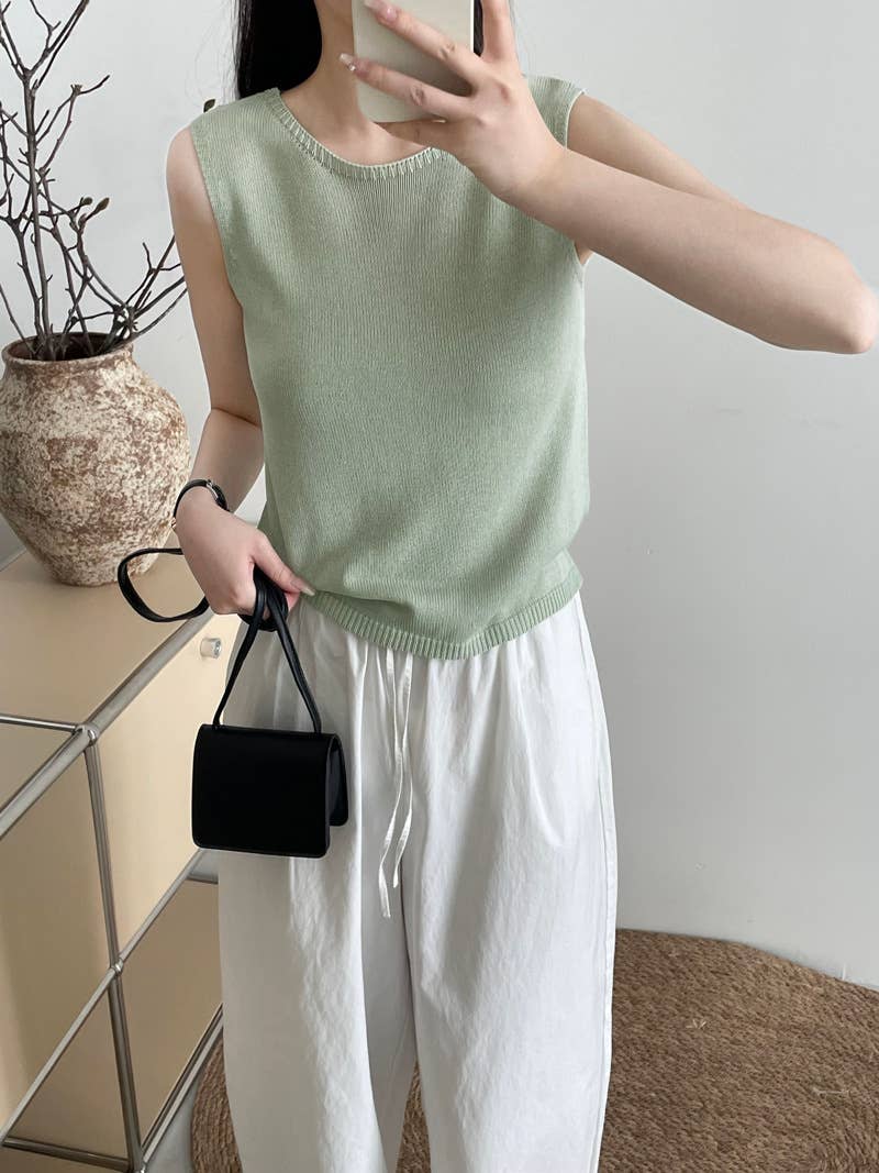 CREW-NECK AGE REDUCTION T-SHIRT SLEEVELESS TOP