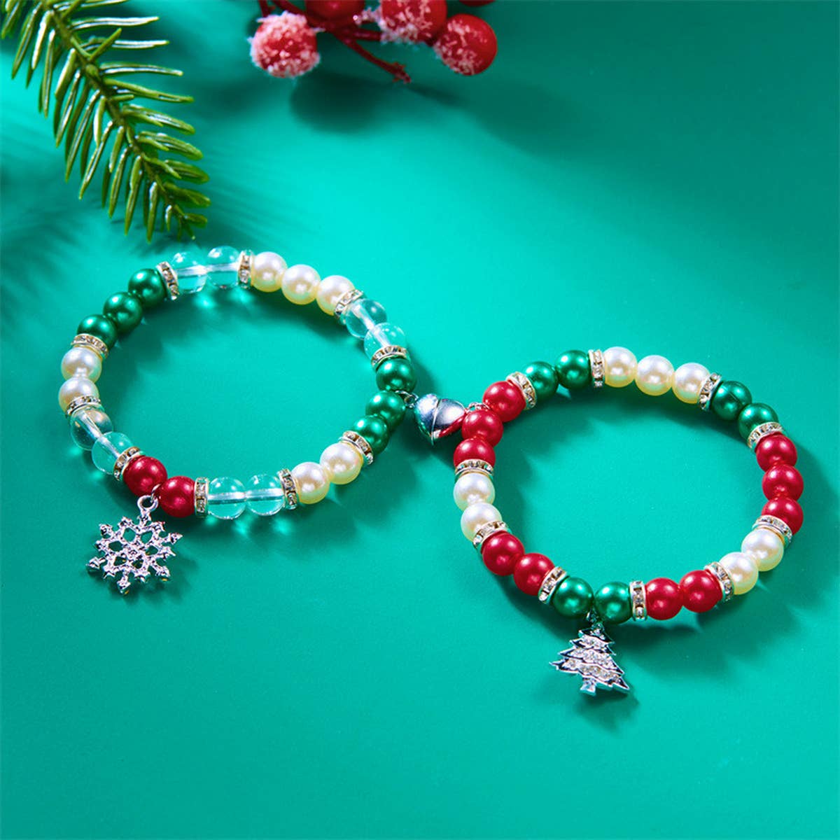 CHRISTMAS SNOWFLAKE PENDANT MAGNETIC BRACELET