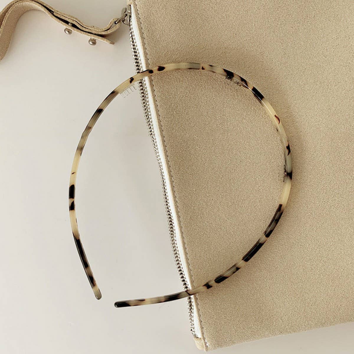 HIGH-END NON-SLIP THIN VERSATILE HEADBAND