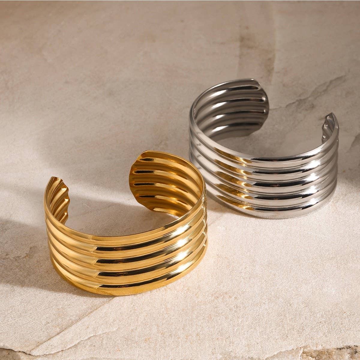 Vintage 18K Gold Multi-Layer Tube Open Cuff