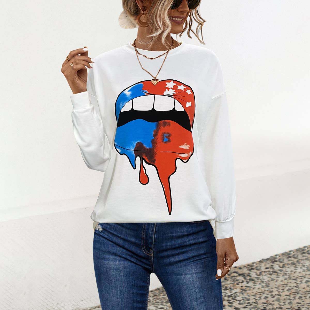 CREW-NECK LIP PRINT LONG-SLEEVED BAGGY HOODIE
