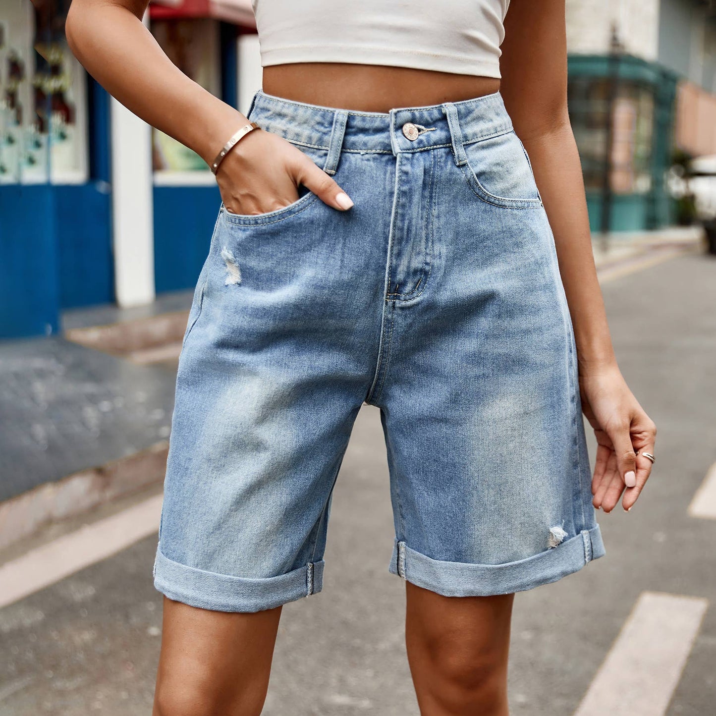 Casual ripped rolled straight quarter jean shorts