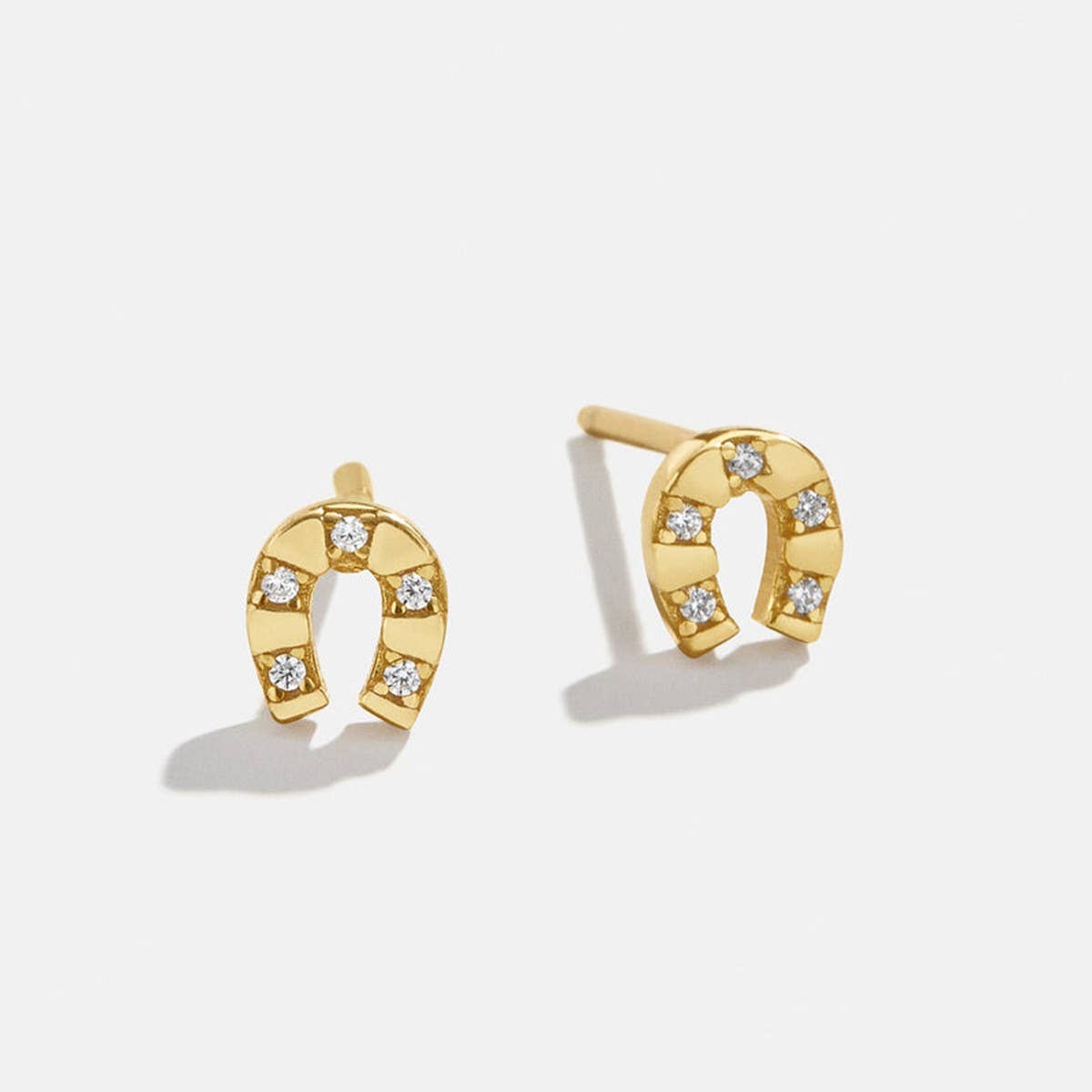 Elegant Palm Eye Horseshoe Zircon Lucky Earrings