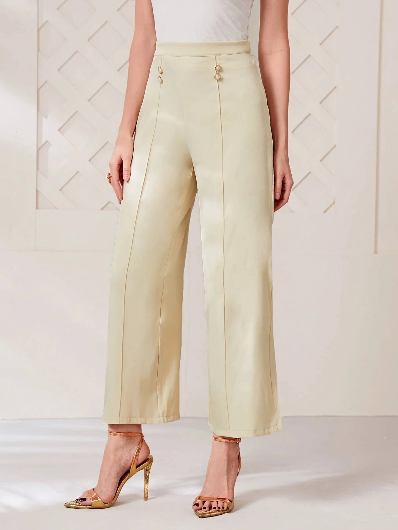 Button design is fashion simple wide leg pants