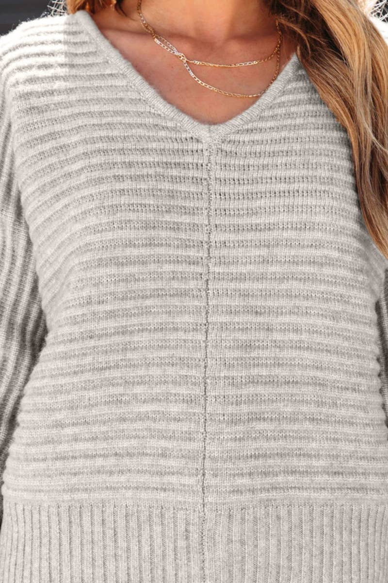 CWOSWL6628_KNITTED V-NECK COMMUTER LONG-SLEEVED SWEATER
