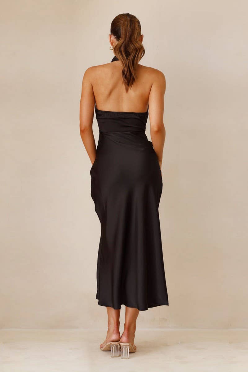 CWDMD5554_ELEGANT HALTER NECK SLIM FIT SLIT MAXI DRESS