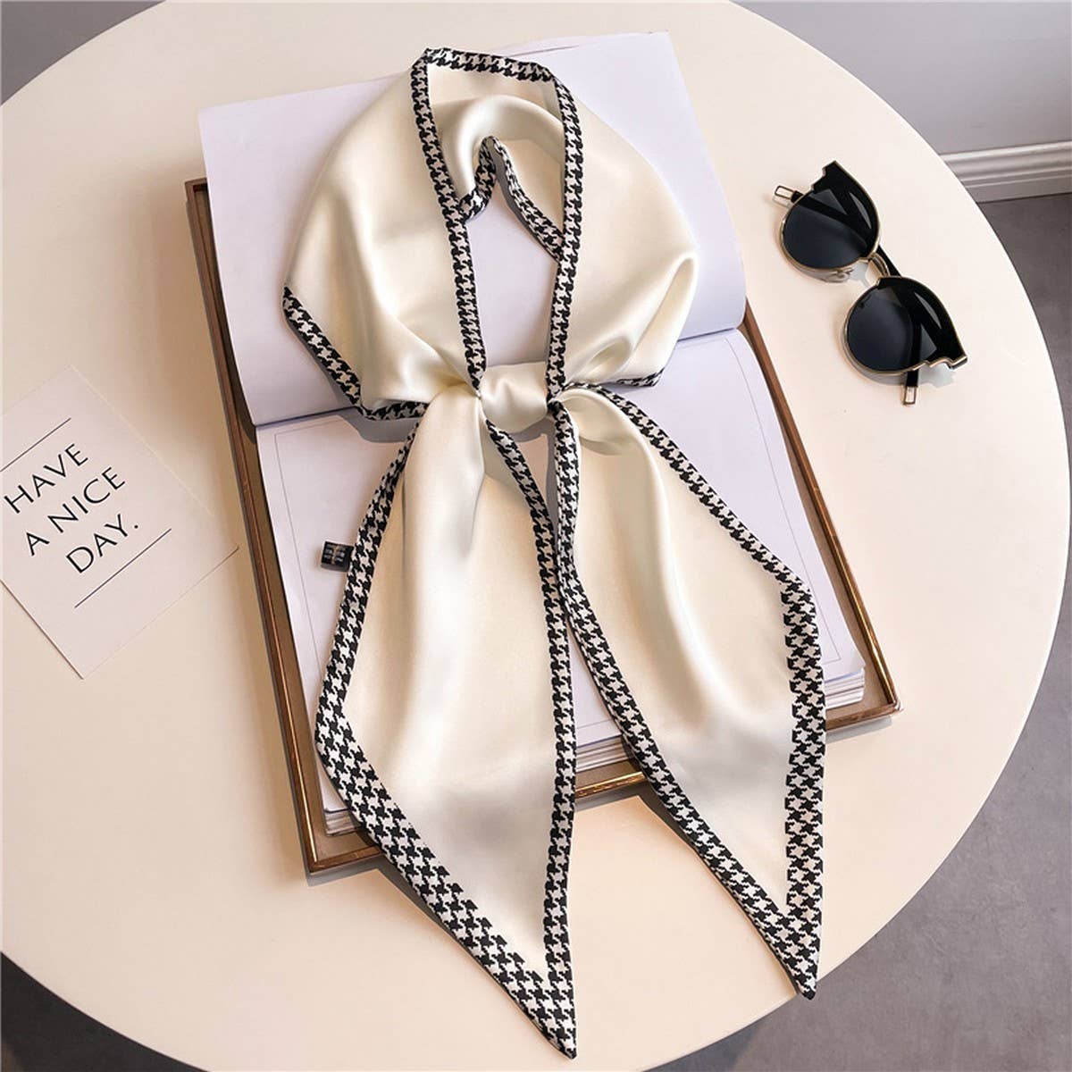 FASHIONABLE AND VERSATILE DOUBLE-LAYER HEAD SCARF_CWASC1513