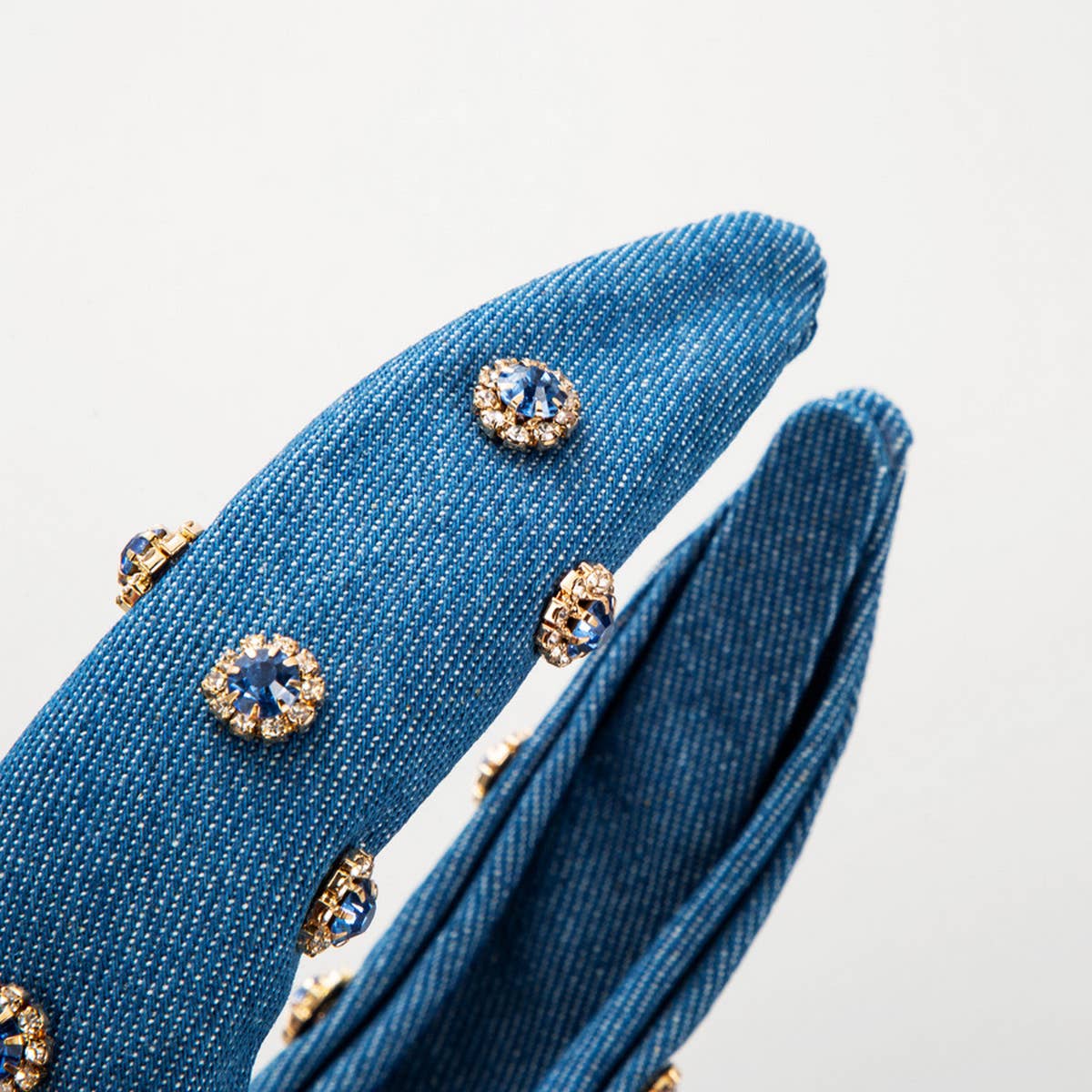 FASHIONABLE WIDE CENTER KNOT DENIM HEADBAND