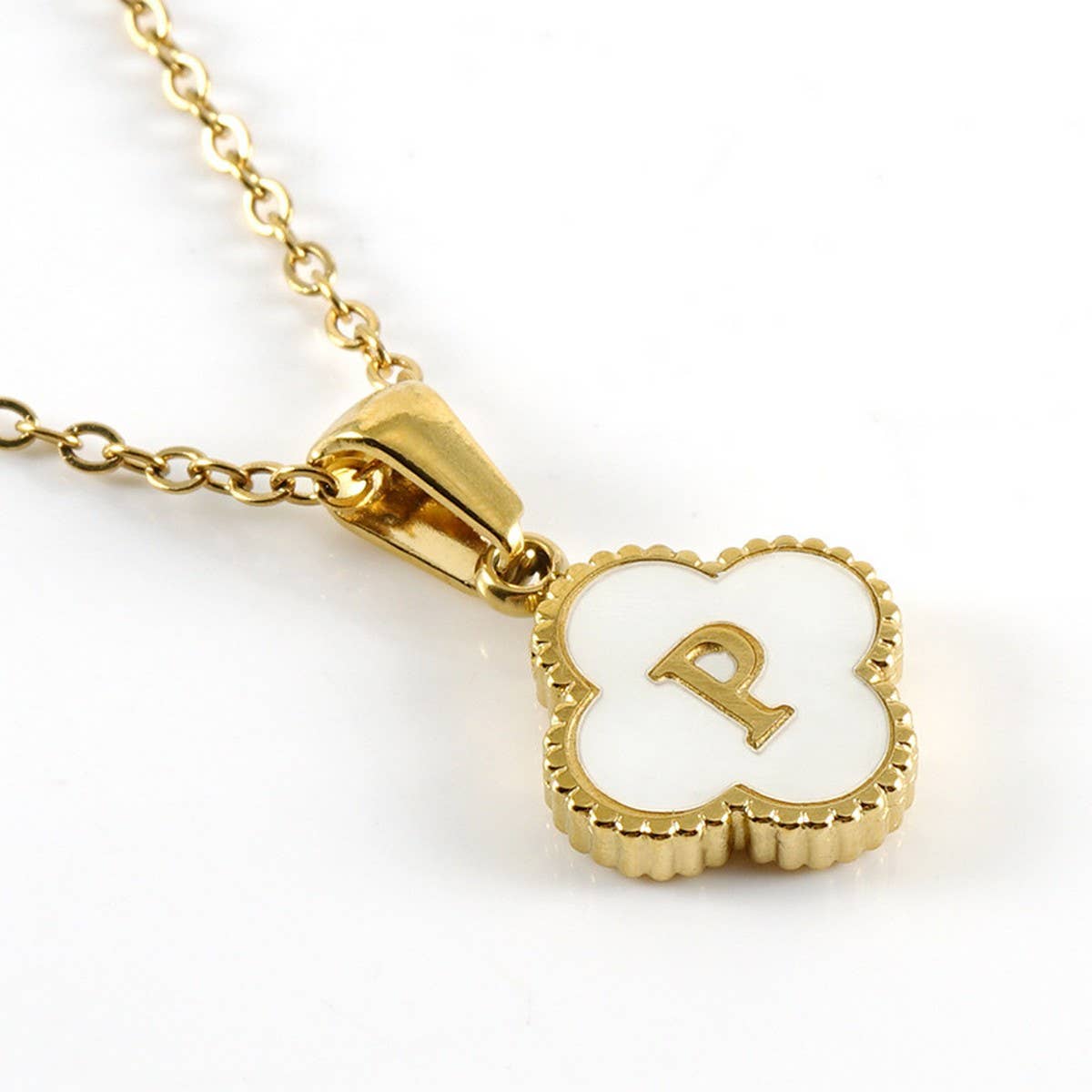 FOUR LEAF CLOVER 26 LETTER SHELL PENDANT NECKLACE