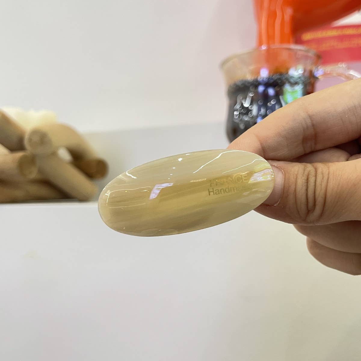 CWAHA4442_TEMPERAMENT SWEET RETRO OVAL SIMPLE HAIRPIN