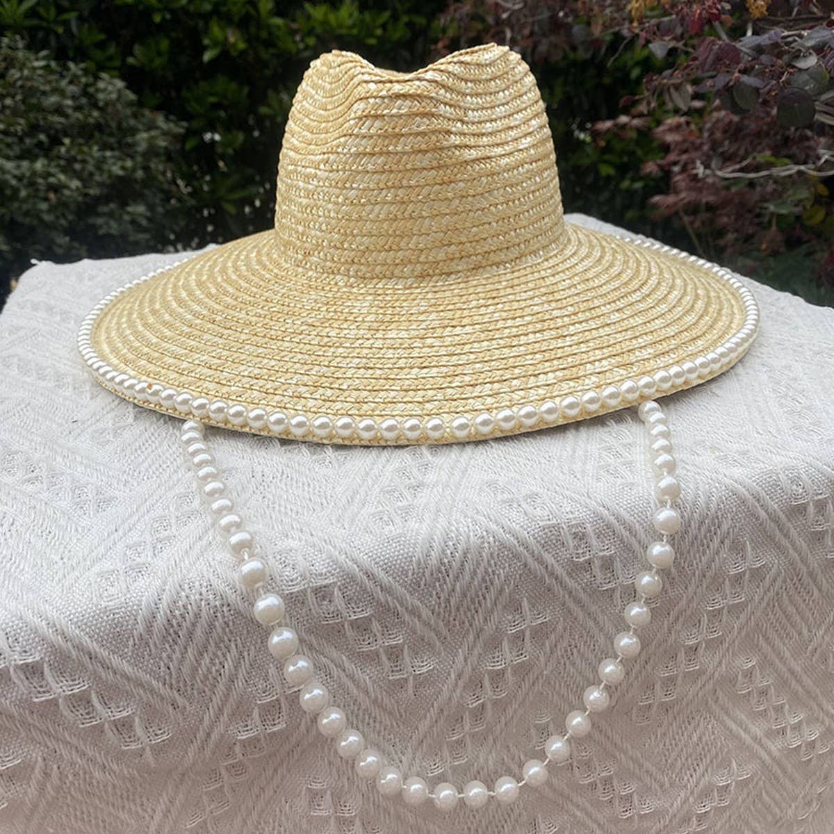 LARGE BRIM STRAW HATS FOR WOMENS BEACHWEAR_CWAH1157