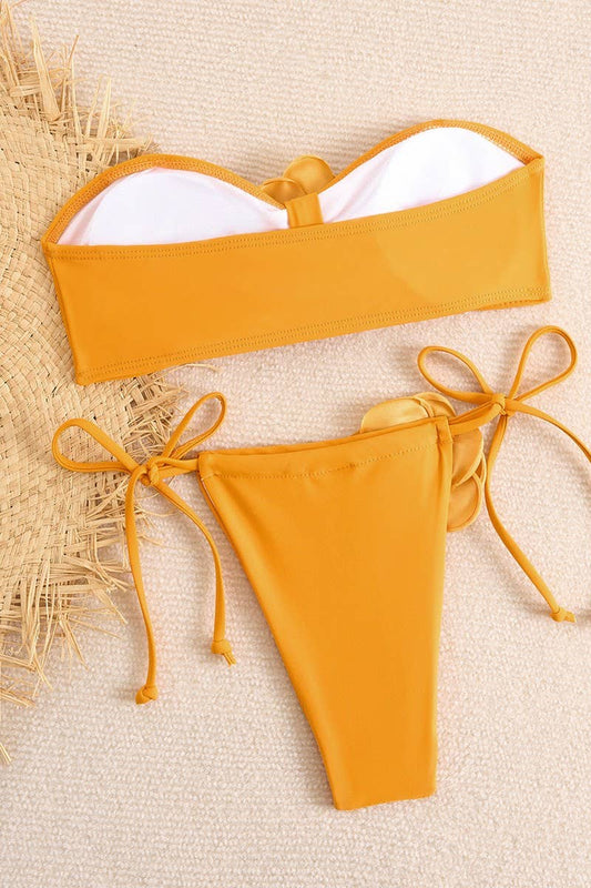 CWMW0872_THREE-DIMENSIONAL FLOWER TWO-PIECE SWIMSUIT