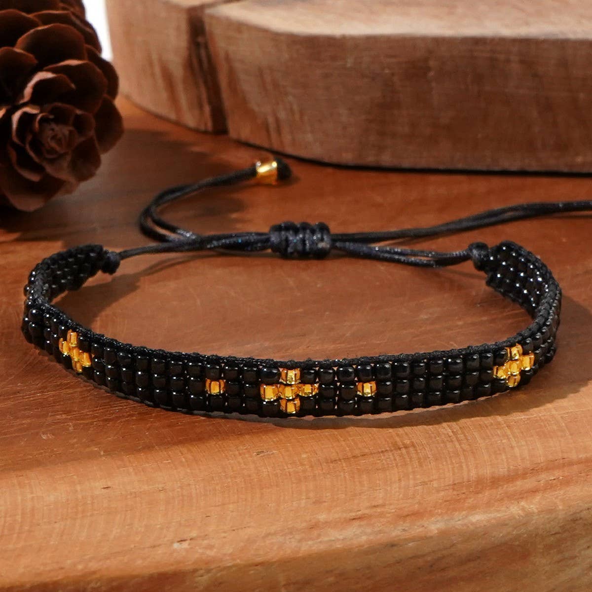 BEADED SMALL CROSS RICE BEAD BRACELET_CWMM3813