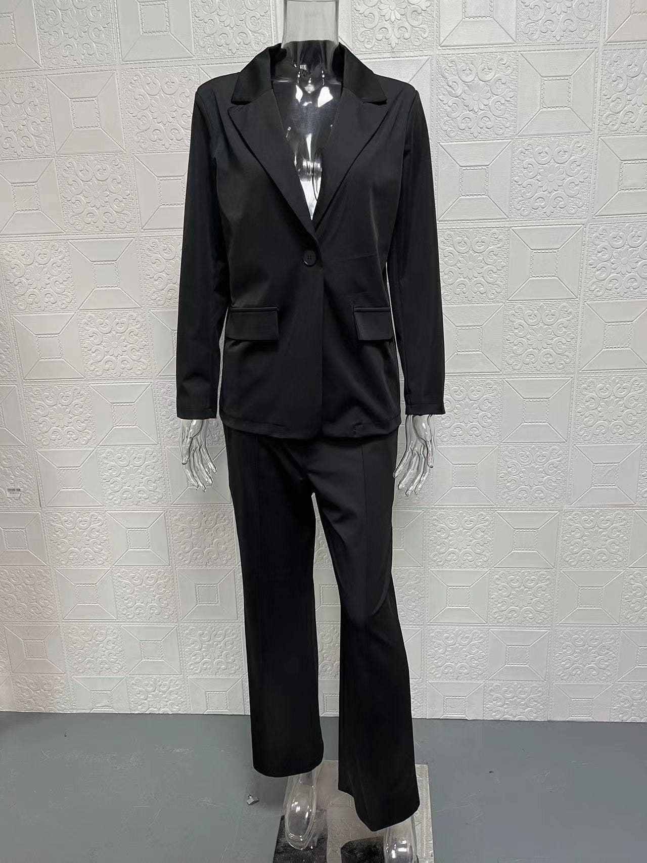 Chic Lapel Blazer and Pants Set for Women