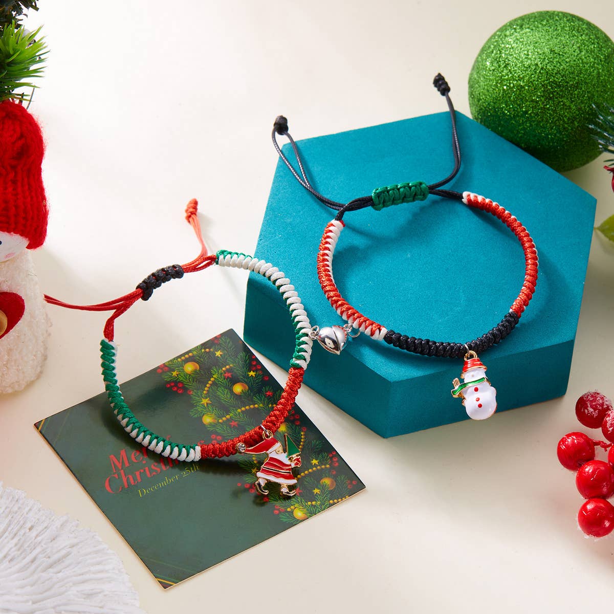 CHRISTMAS WOVEN TREE PAPER CARD MAGNETIC BRACELET