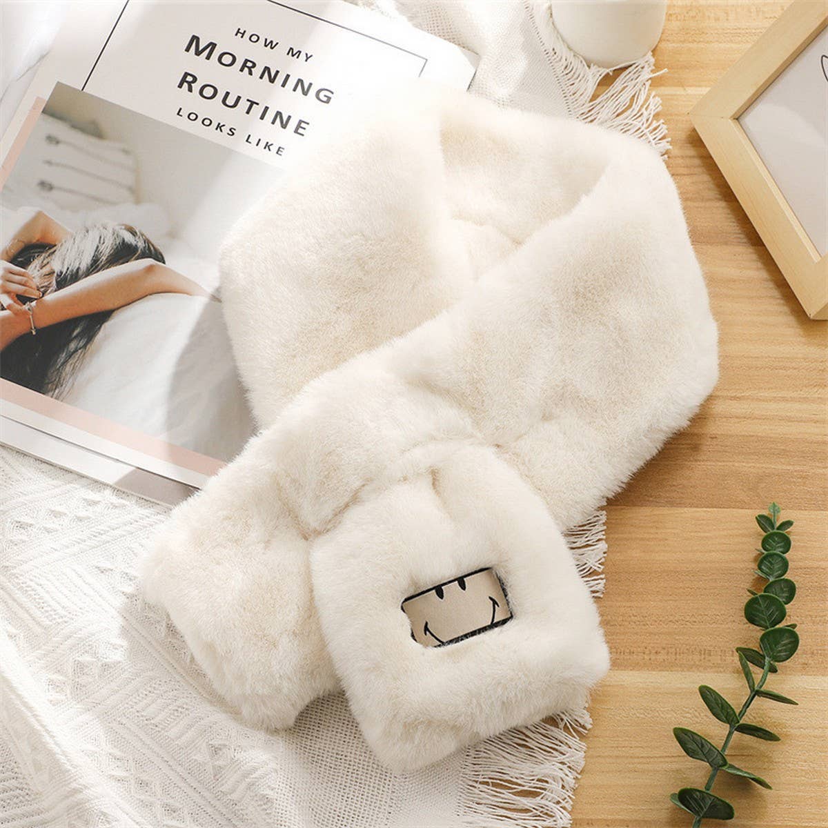 Smiley Faux Rabbit Fur Scarf ??Cozy Winter Wrap_CWASC1250