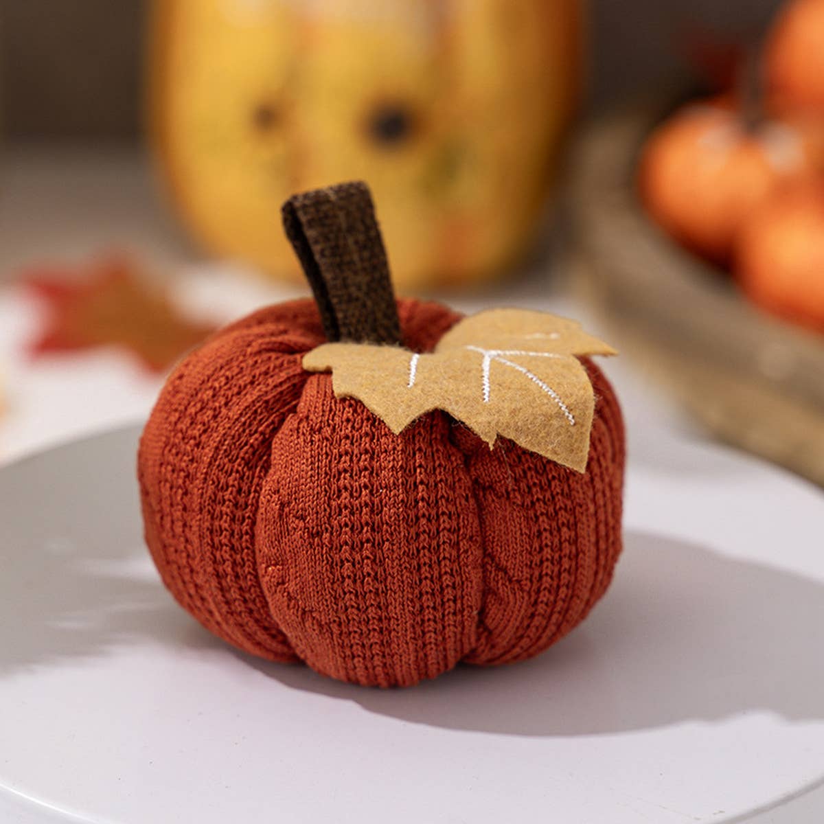 THANKSGIVING KNITTED ORANGE PUMPKIN PENDANT