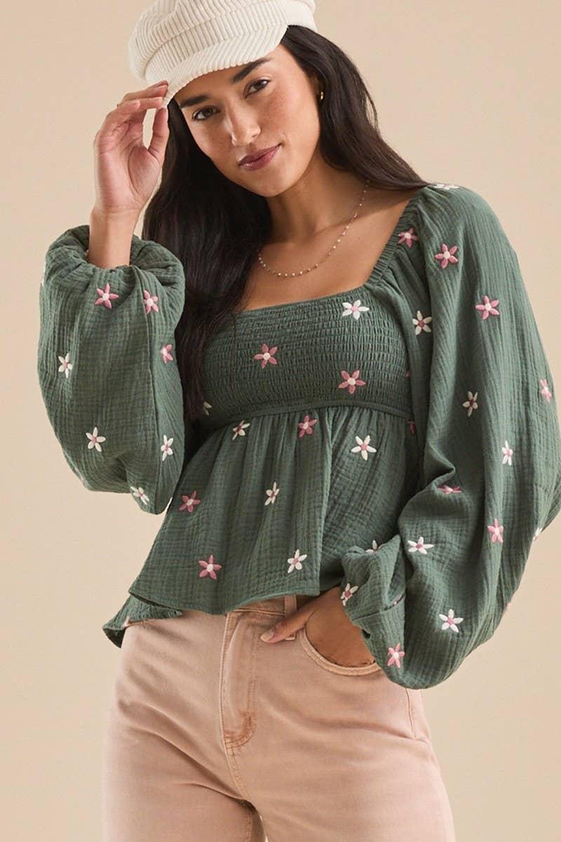 CWTBLL3953_LOOSE LANTERN SLEEVE SQUARE NECK EMBROIDERED TOP