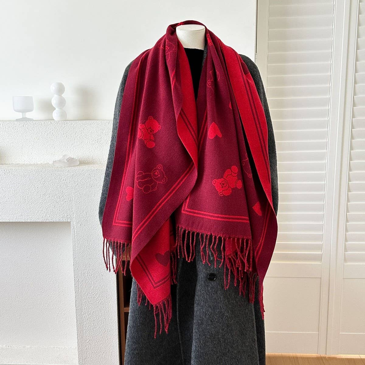 CWASC03140_REVERSIBLE HEART BEAR SCARF WINTER WARM SHAWL