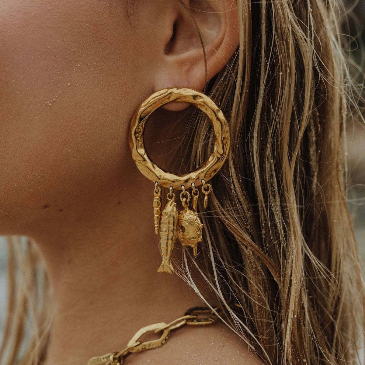 Stainless Steel Vintage Gold Large Hoop Earrings_CWAJE5122
