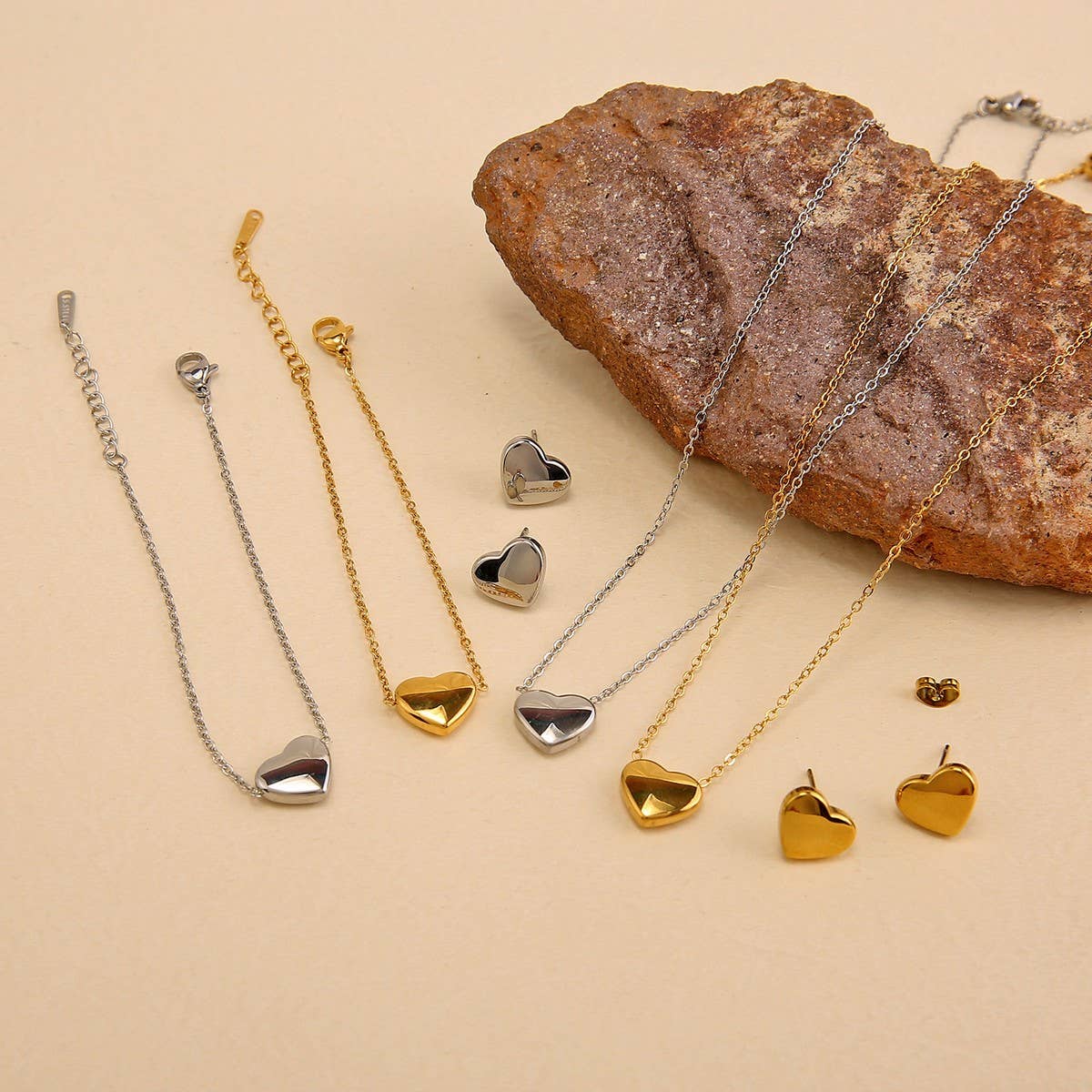 Women?™s Stainless Steel Heart Jewelry 3-Piece Set_CWMM8880