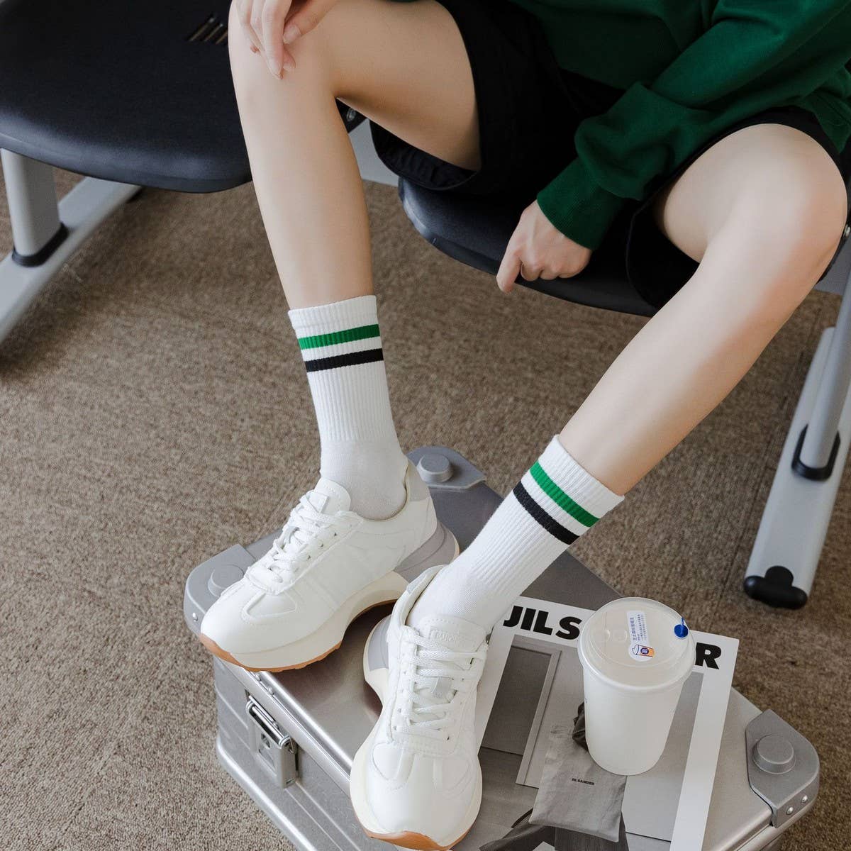 NEW STYLE COMFORTABLE COTTON EMBROIDERED SOCKS_CWMS1413