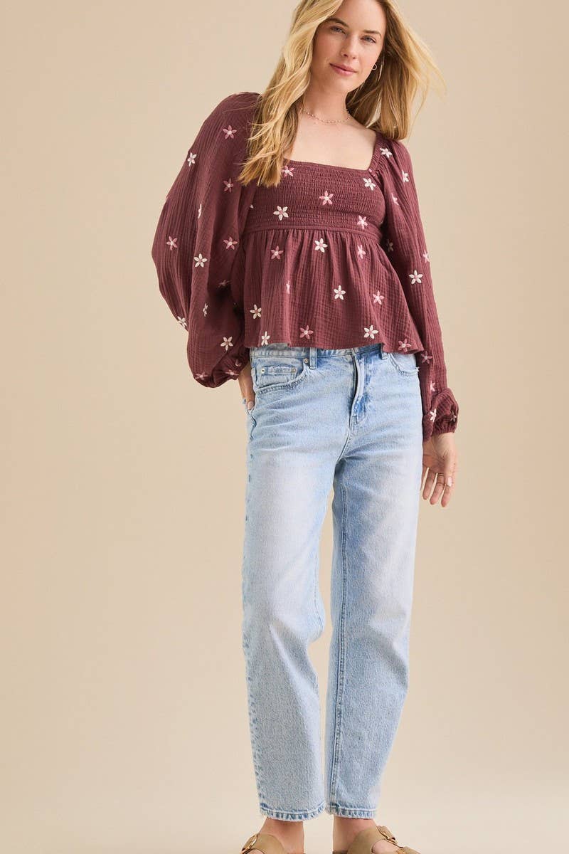 CWTBLL3953_LOOSE LANTERN SLEEVE SQUARE NECK EMBROIDERED TOP