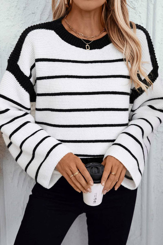 CWOSWL2913_BLACK AND WHITE STRIPED PULLOVER SWEATER