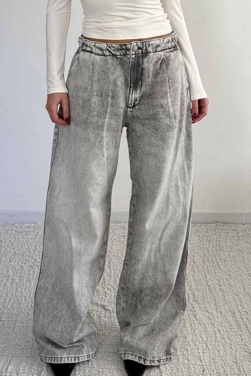 CWJP0520_LOW-RISE DISTRESSED WASHED DENIM TROUSERS