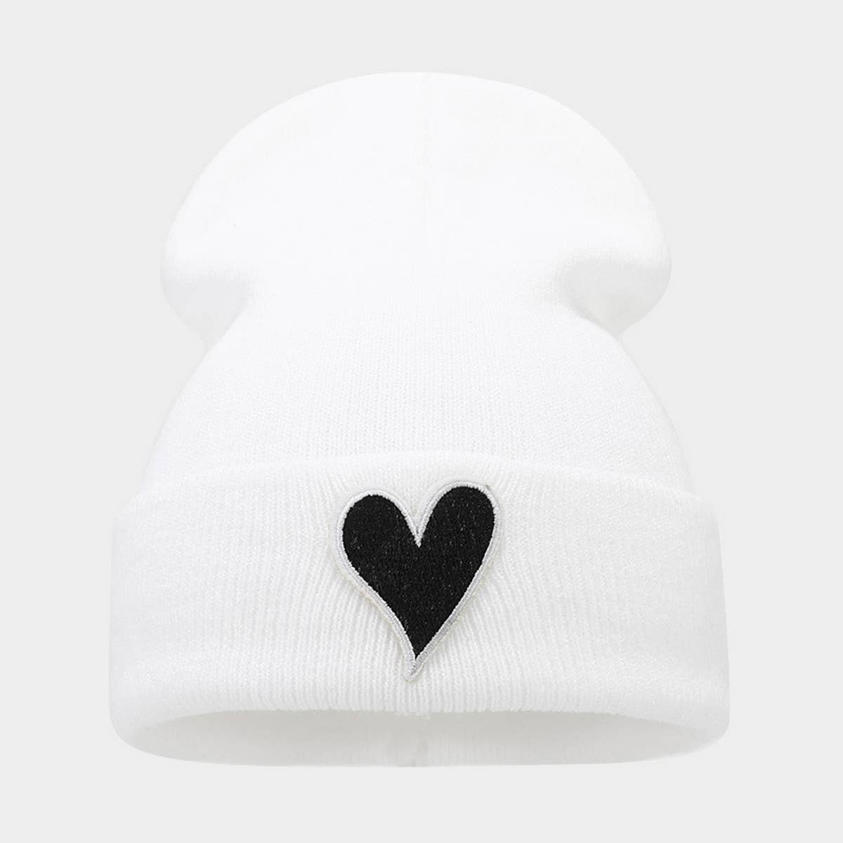 WINTER SIMPLE HEART PATCH KNITTED HAT_CWAH1605